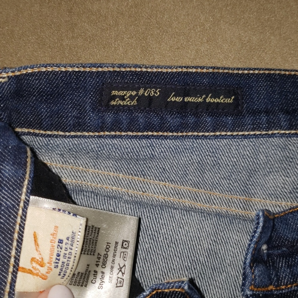 Jeans - Picture 3 of 5